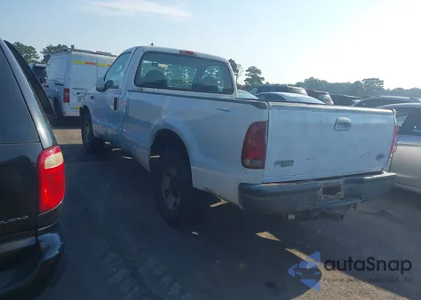 2005 Ford F-250 Xl/Xlt z USA, uszkodzony, nr VIN 1FTNF20565ED28139